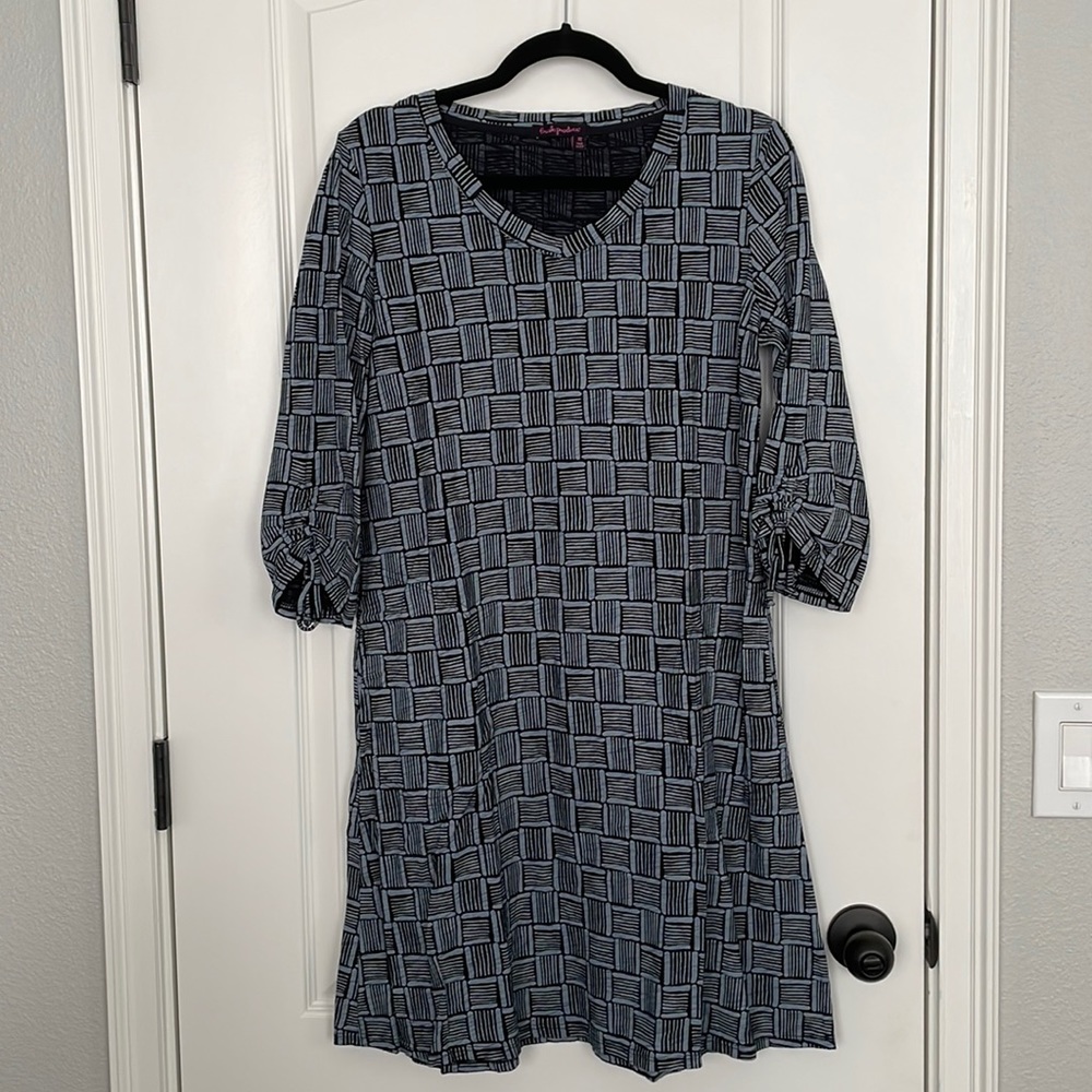 Fresh Produce Dress V-neck Pockets Black Grey XS